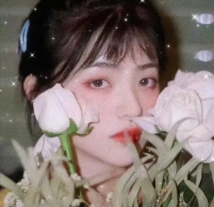 女孩爱跑步